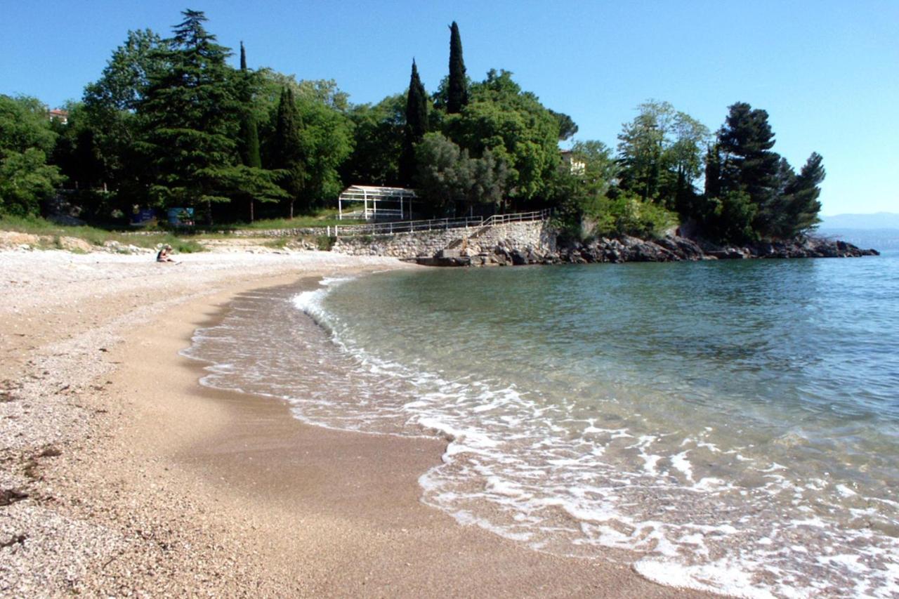 Apartments With A Parking Space Lovran, Opatija - 7713 Exterior foto